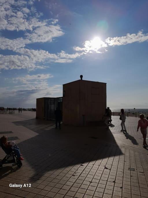 Suite Kursaal Met Zeezicht Ostenda Zewnętrze zdjęcie